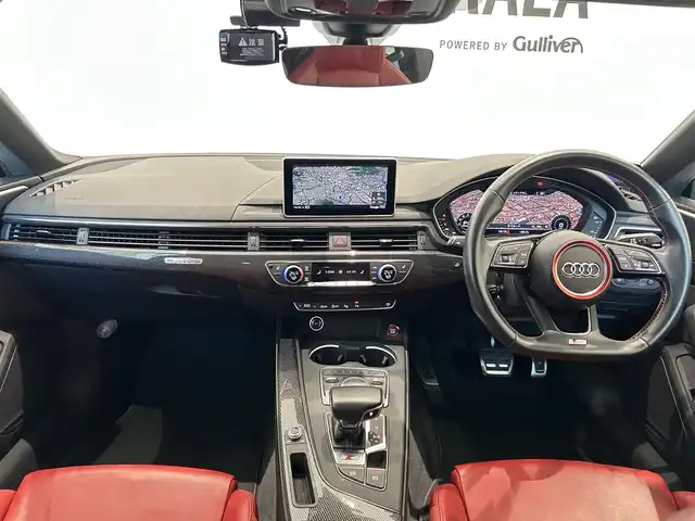 アウディ Ｓ５ 福岡県 2018(平30)年 3.9万km 白