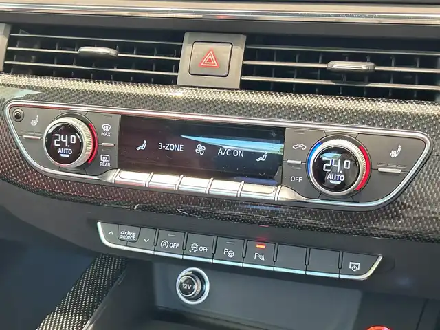 アウディ Ｓ５ 福岡県 2018(平30)年 3.9万km 白