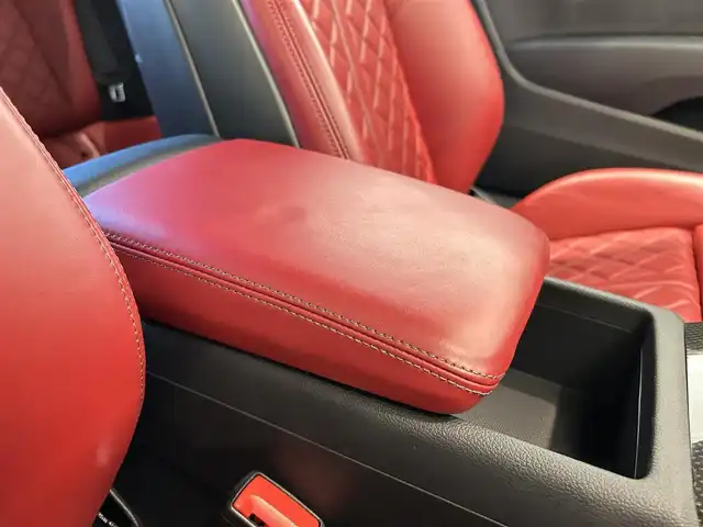 アウディ Ｓ５ 福岡県 2018(平30)年 3.9万km 白