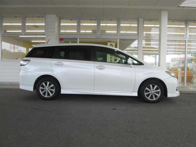 トヨタ ウィッシュ 1．8G 千葉県 2012(平24)年 3.6万km ホワイトパールクリスタルシャイン ワンオーナー/純正オーディオCD/ウインカードアミラー/革巻きステアリング/HIDヘッドライト/プッシュスタート/フォグランプ/スマートキー/純正ETC/nanoe