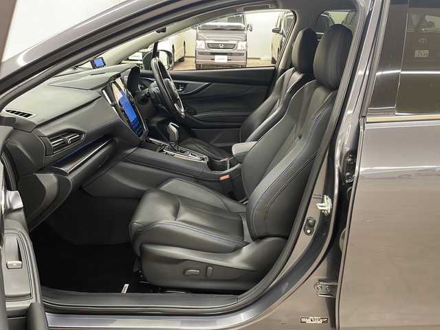 スバル レヴォーグ 1．8GT－H EX 道央・札幌 2021(令3)年 4.5万km マグネタイトグレーメタリック /４WD//1.8Lターボ//アイサイト//アイドリングストップ//エンジンプッシュスタート//追従機能付きクルーズコントロール//レーンキープアシスト//オートマチックハイビーム//リヤ・サイドカメラ//パドルシフト//11.6インチセンターディスプレイ/（フルセグTV/AUX/USB/BT/AM/FM)//パワーシート（前席）//シートヒーター（前席・後席）//ETC//ドライブレコーダー//LEDヘッドライト//デジタルインナーミラー//ドアバイザー//スタッドレスタイヤ積み込み