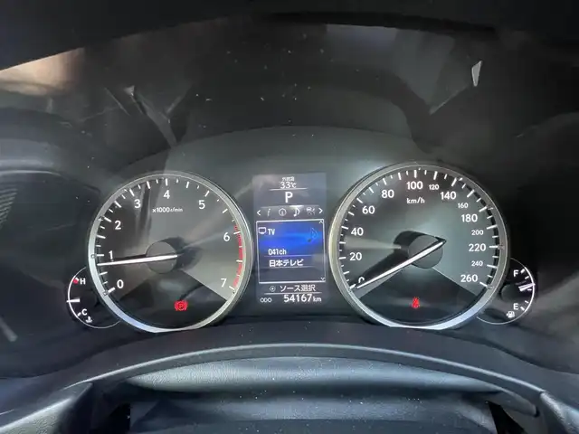 レクサス ＮＸ 200t 千葉県 2016(平28)年 5.5万km ソニッククォーツ サンルーフ/レクサスプレミアムサウンド/レクサスセーフティセンス/　衝突軽減ブレーキ/レーンキープアシスト/　レーダークルーズコントロール/オートハイビーム/　クリアランスソナー/ブラインドスポットモニター/純正メーカーナビ/　フルセグ/BT/DVD/CD/USB/全方位カメラ/ステアリングスイッチ/パドルシフト/ETC2.0/電動パーキングブレーキ/レザーシート(黒)/パワーシート(D/N席)/D席メモリシート/シートヒーター(D/N席)/エアシート(D/N席)/ステアリングヒーター/LEDヘッドライト/オートライト/フォグライト/スマートキー/プッシュスタート