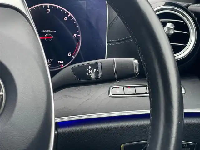 メルセデス・ベンツ Ｅ２２０ｄ SW アバンギャルド スポーツ 山梨県 2017(平29)年 3.9万km ポーラホワイト レーダーＳＰ/全周囲Ｃ　/純正ＨＤＤナビ　　/カープレイ　/パークトロニック　　/ＡＣＣ　/ＬＫＡ　/ＢＳＡ　/ステアリングＡ　/アンビエントＬ　/前Ｐシート　/シートＨ　/マルチＬＥＤ　/Ａハイビーム　/保証書　/スペアキー