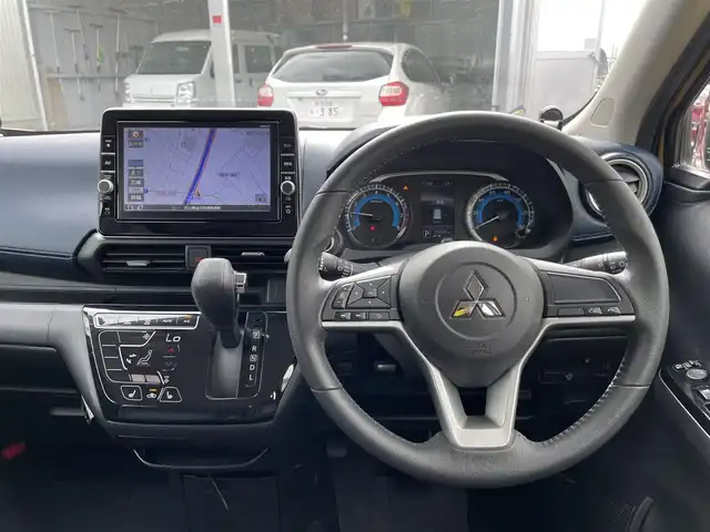 三菱 ｅＫクロス T 石川県 2020(令2)年 5.4万km 黄 純正9型ナビ/フルセグTV/アラウンドビューモニター/LEDヘッドライト/ETC/インテリキー/プッシュスタート/電動ミラー/デジタルミラー/レーンキープ/オートエアコン/保証書