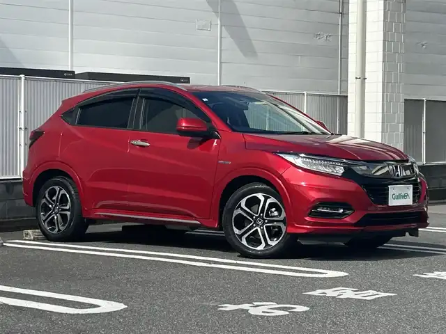 ホンダ ヴェゼル ハイブリッド Z ホンダセンシング 群馬県 2021(令3)年 6.6万km プレミアムクリスタルレッドM ホンダセンシング/・衝突経験ブレーキシステム/・アダクティブクルーズコントロール/・車線維持システム/・路線逸脱抑制機能/・先行車発進お知らせ機能/純正メモリナビゲーション/（CD/DVD/SD/USB/BT/フルセグTV）/バックカメラ/ビルトインETC/ステアリングスイッチ/パドルシフト/前席シートヒーター/前方ドライブレコーダー/LEDヘッドライト/フォグライト/ドアバイザー/電格ミラー/純正フロアマット/純正17インチアルミホイール