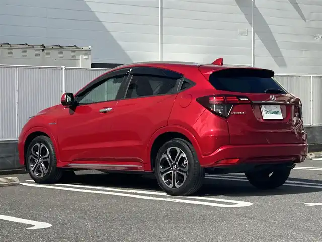 ホンダ ヴェゼル ハイブリッド Z ホンダセンシング 群馬県 2021(令3)年 6.6万km プレミアムクリスタルレッドM ホンダセンシング/・衝突経験ブレーキシステム/・アダクティブクルーズコントロール/・車線維持システム/・路線逸脱抑制機能/・先行車発進お知らせ機能/純正メモリナビゲーション/（CD/DVD/SD/USB/BT/フルセグTV）/バックカメラ/ビルトインETC/ステアリングスイッチ/パドルシフト/前席シートヒーター/前方ドライブレコーダー/LEDヘッドライト/フォグライト/ドアバイザー/電格ミラー/純正フロアマット/純正17インチアルミホイール