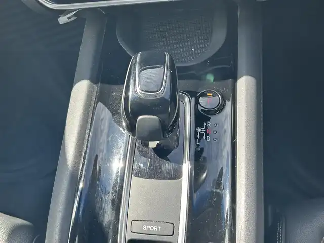 ホンダ ヴェゼル ハイブリッド Z ホンダセンシング 群馬県 2021(令3)年 6.6万km プレミアムクリスタルレッドM ホンダセンシング/・衝突経験ブレーキシステム/・アダクティブクルーズコントロール/・車線維持システム/・路線逸脱抑制機能/・先行車発進お知らせ機能/純正メモリナビゲーション/（CD/DVD/SD/USB/BT/フルセグTV）/バックカメラ/ビルトインETC/ステアリングスイッチ/パドルシフト/前席シートヒーター/前方ドライブレコーダー/LEDヘッドライト/フォグライト/ドアバイザー/電格ミラー/純正フロアマット/純正17インチアルミホイール