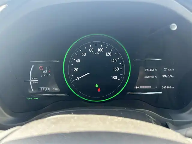 ホンダ ヴェゼル ハイブリッド Z ホンダセンシング 群馬県 2021(令3)年 6.6万km プレミアムクリスタルレッドM ホンダセンシング/・衝突経験ブレーキシステム/・アダクティブクルーズコントロール/・車線維持システム/・路線逸脱抑制機能/・先行車発進お知らせ機能/純正メモリナビゲーション/（CD/DVD/SD/USB/BT/フルセグTV）/バックカメラ/ビルトインETC/ステアリングスイッチ/パドルシフト/前席シートヒーター/前方ドライブレコーダー/LEDヘッドライト/フォグライト/ドアバイザー/電格ミラー/純正フロアマット/純正17インチアルミホイール