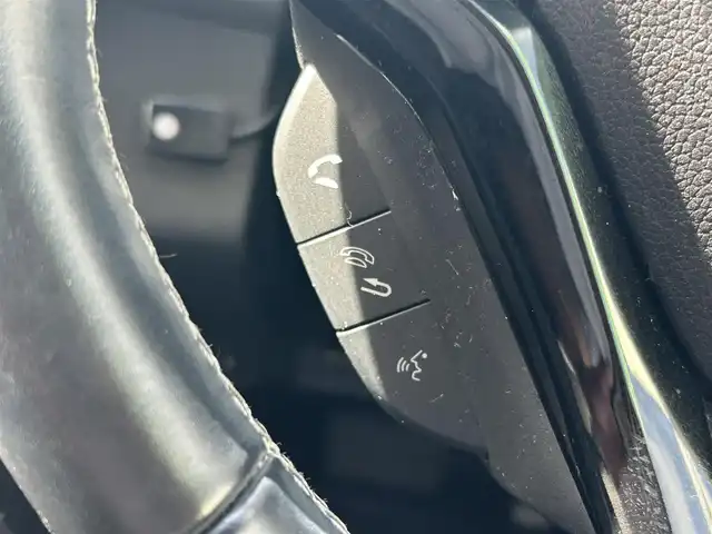 ホンダ ヴェゼル ハイブリッド Z ホンダセンシング 群馬県 2021(令3)年 6.6万km プレミアムクリスタルレッドM ホンダセンシング/・衝突経験ブレーキシステム/・アダクティブクルーズコントロール/・車線維持システム/・路線逸脱抑制機能/・先行車発進お知らせ機能/純正メモリナビゲーション/（CD/DVD/SD/USB/BT/フルセグTV）/バックカメラ/ビルトインETC/ステアリングスイッチ/パドルシフト/前席シートヒーター/前方ドライブレコーダー/LEDヘッドライト/フォグライト/ドアバイザー/電格ミラー/純正フロアマット/純正17インチアルミホイール