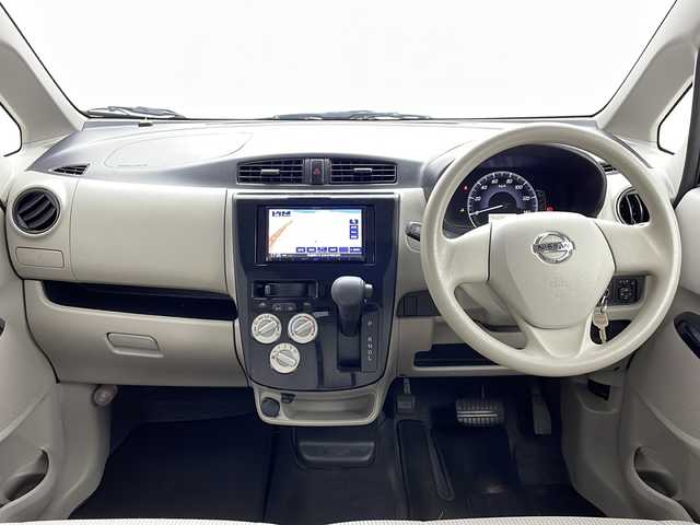 日産 デイズ J 茨城県 2017(平29)年 8.7万km ブラック 衝突被害軽減ブレーキ　/社外ナビ（ＭＤＶ－Ｄ３０４）/ＣＤ再生　/ワンセグＴＶ　/電格ミラー　/ドアバイザー　/パワーステアリング　/パワーウィンドウ　/リモコンキー　/社外フロアマット　/横滑り防止装置　/禁煙車