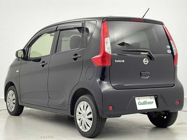 日産 デイズ J 茨城県 2017(平29)年 8.7万km ブラック 衝突被害軽減ブレーキ　/社外ナビ（ＭＤＶ－Ｄ３０４）/ＣＤ再生　/ワンセグＴＶ　/電格ミラー　/ドアバイザー　/パワーステアリング　/パワーウィンドウ　/リモコンキー　/社外フロアマット　/横滑り防止装置　/禁煙車