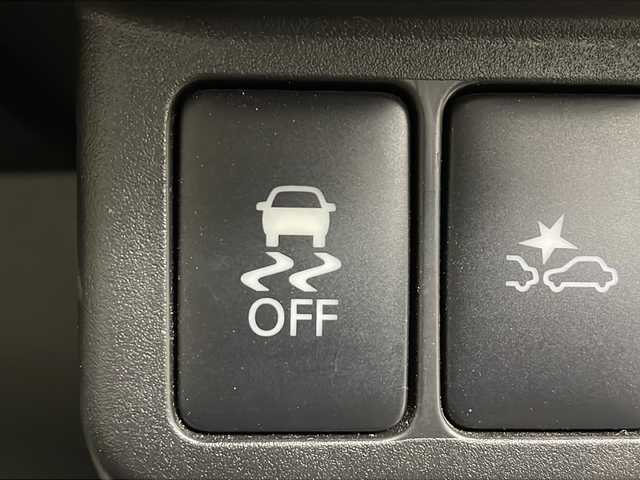 日産 デイズ J 茨城県 2017(平29)年 8.7万km ブラック 衝突被害軽減ブレーキ　/社外ナビ（ＭＤＶ－Ｄ３０４）/ＣＤ再生　/ワンセグＴＶ　/電格ミラー　/ドアバイザー　/パワーステアリング　/パワーウィンドウ　/リモコンキー　/社外フロアマット　/横滑り防止装置　/禁煙車