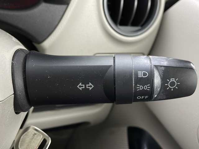 日産 デイズ J 茨城県 2017(平29)年 8.7万km ブラック 衝突被害軽減ブレーキ　/社外ナビ（ＭＤＶ－Ｄ３０４）/ＣＤ再生　/ワンセグＴＶ　/電格ミラー　/ドアバイザー　/パワーステアリング　/パワーウィンドウ　/リモコンキー　/社外フロアマット　/横滑り防止装置　/禁煙車