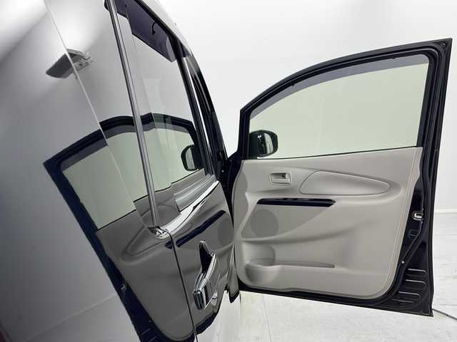 日産 デイズ J 茨城県 2017(平29)年 8.7万km ブラック 衝突被害軽減ブレーキ　/社外ナビ（ＭＤＶ－Ｄ３０４）/ＣＤ再生　/ワンセグＴＶ　/電格ミラー　/ドアバイザー　/パワーステアリング　/パワーウィンドウ　/リモコンキー　/社外フロアマット　/横滑り防止装置　/禁煙車