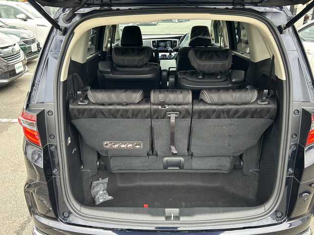 ホンダ オデッセイ ハイブリッド アブソルート・EXホンダセンジング 大阪府 2018(平30)年 6.8万km プレミアムヴィーナスブラックP 衝突軽減　両側パワースライドドア　Ｇａｔｈｅｒｓ９型ナビ　全方位カメラ　フルセグＴＶ　ＣＤ　ＤＶＤ　ＢＴ　ＨＤＭＩ　フリップダウンモニター　ハーフレザーシート　パワーシート　シートヒーター　ＢＳＭ 社外レーダー　AC100V　フォグランプ　後席サンシェード　2列目オットマン　電子パーキング　レーダークルーズコントロール　ETC2.0　スペアキー　純正フロアマット　純正アルミホイール　