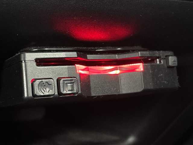 トヨタ スペイド G 愛知県 2012(平24)年 10.6万km ホワイトパールクリスタルシャイン 禁煙車/7インチナビ/（CD/DVD/SD/ワンセグTV）/バックカメラ/ETC/シートヒーター/パワースライドドア/純正15インチアルミホイール/スマートキー/スペアキー1本/プッシュスタート/HIDヘッドライト/フロントフォグランプ/オートライト/フロアマット/横滑り防止装置/電動格納ミラー