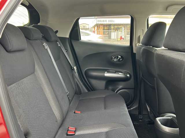 日産 ジューク 16GT FOUR タイプV 秋田県 2014(平26)年 4.4万km ラディアントレッド 社外SDナビ/社外CD、DVD、TV/バックカメラ/純正17インチAW/コーナーセンサー/スペアキー/４WD