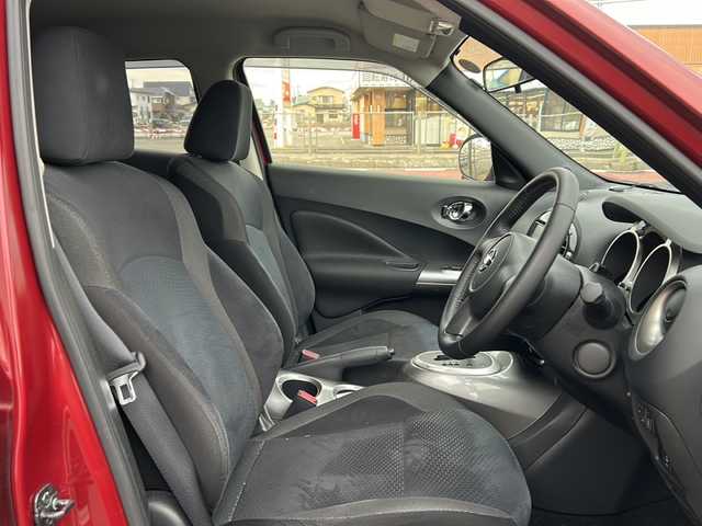 日産 ジューク 16GT FOUR タイプV 秋田県 2014(平26)年 4.4万km ラディアントレッド 社外SDナビ/社外CD、DVD、TV/バックカメラ/純正17インチAW/コーナーセンサー/スペアキー/４WD
