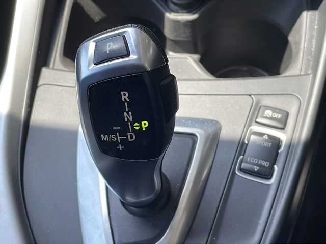 ＢＭＷ １１６ｉ 長野県 2012(平24)年 10.6万km 黒 純正１６インチアルミ/プッシュスタート /ETC/コーナーセンサー