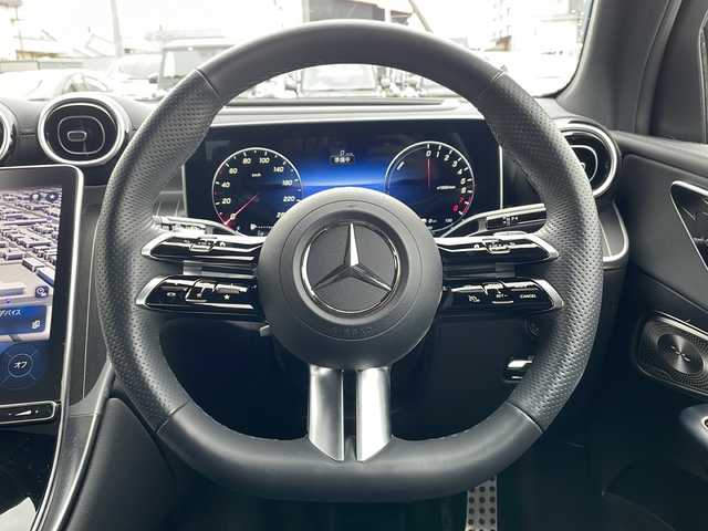 メルセデス・ベンツ Ｍ・ベンツ ＧＬＣ３５０ｅ 4マチック スポーツ EDスター 道北・旭川 2023(令5)年 0.7万km 白 ブルメスターサウンド/純正ナビ/ BT/フルセグ/全方位カメラ/ガラスルーフ/アクティブディスタンスアシスト/ステアリングアシスト/レーンキープアシスト /ヘッドアップディスプレイ/コーナーセンサー /レーダークルーズコントロール/DSR/エアサスペンション/パドルシフト/黒革シート/前席メモリ付きパワーシート /全シートヒーター /オートライト/LEDヘッドライト/パワーバックドア /前後ドライブレコーダー/ETC2.0