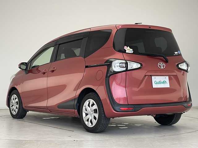 トヨタ シエンタ G 愛知県 2017(平29)年 5.3万km レッドマイカM トヨタセーフティーセンス/衝突被害軽減ブレーキ/純正7インチSDナビ　SD無し/両側パワースライドドア/フルセグTV/CD DVD/Bluetooth/バックカメラ/オートマチックハイビーム/ドライブレコーダー/ETC/ステアリングスイッチ/スマートキー/プッシュスタート