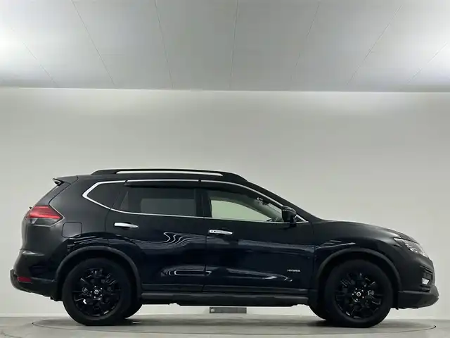 日産 エクストレイル ハイブリッド 20Xi エクストリーマーX 埼玉県 2019(平31)年 7.5万km ダイヤモンドブラック プロパイロット　純正ナビ　ＴＶ　Ｂｌｕｅｔｏｏｔｈ　アラウンドビューカメラ　電動リアゲート　ハーフレザーシート　ドライブレコーダー　コーナーセンサー　ＬＥＤヘッドライト　ルーフレール　ＥＴＣ