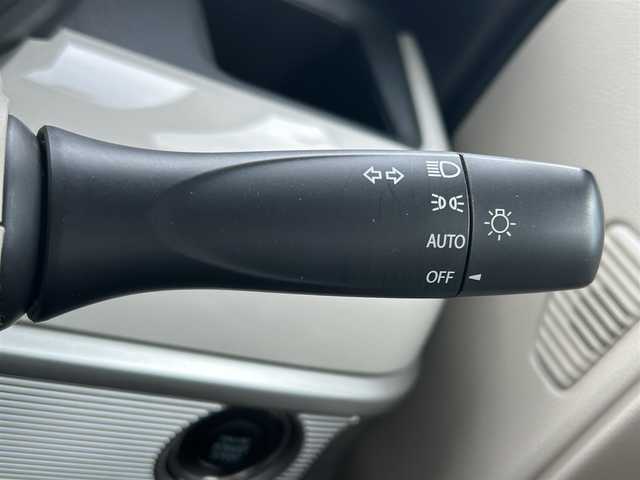 スズキ スペーシア HYBRID X 愛知県 2018(平30)年 4.8万km シフォンアイボリーM ワンオーナー/社外メモリナビ/フルセグテレビ/アイドリングストップ/ドアバイザー/プッシュスタート/両側パワースライドドア/衝突軽減ブレーキ