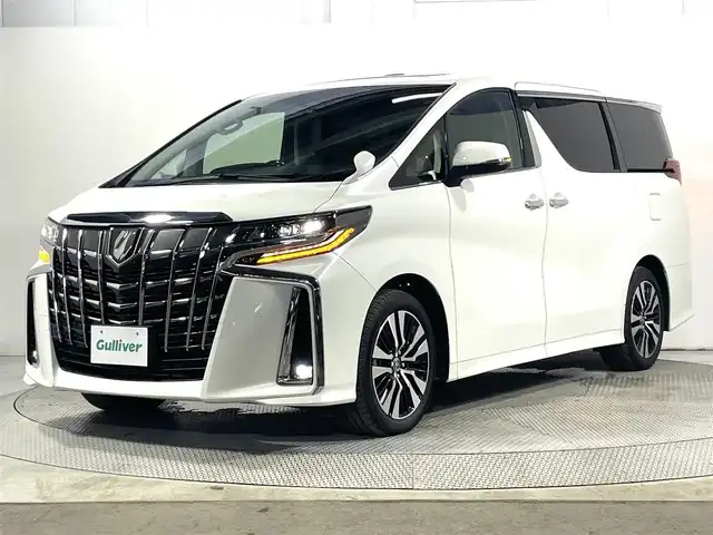 トヨタ アルファード S Cパッケージ 大阪府 2022(令4)年 1.1万km ホワイトパールクリスタルシャイン サンルーフ　黒革シート　純正ナビＴＶ　Ｂカメラ　後席モニター　三眼ＬＥＤ　デジタルインナーミラー　パワーシート／ヒーター／エアコン　電動リアゲート　衝突軽減　レーダーＣ　ＢＳＭ　クリアランスソナー