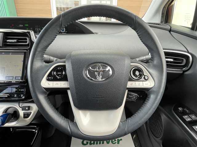 トヨタ プリウス ＰＨＶ S 宮崎県 2018(平30)年 8.1万km エモーショナルレッド ETC/バックカメラ/ドライブレコーダー/クルーズコントロール/LEDヘッドライト/シートヒーター/純正15インチアルミホイール/カーテンエアバック/ステアリングヒーター/シートカバー/トノカバー