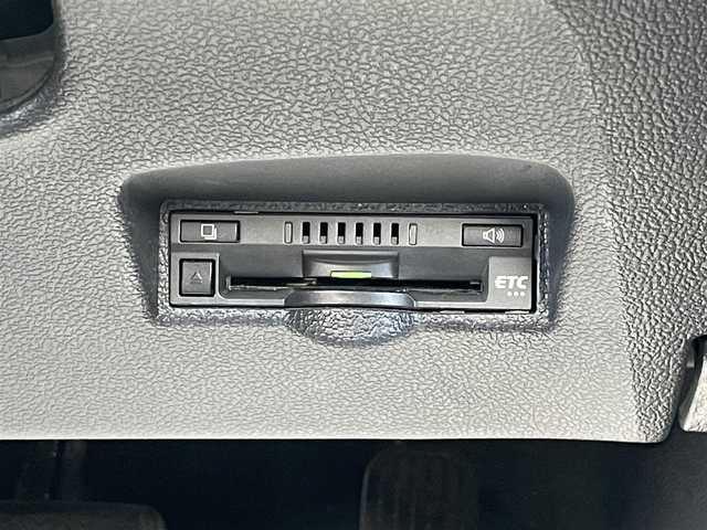 トヨタ プリウス ＰＨＶ S 宮崎県 2018(平30)年 8.1万km エモーショナルレッド ETC/バックカメラ/ドライブレコーダー/クルーズコントロール/LEDヘッドライト/シートヒーター/純正15インチアルミホイール/カーテンエアバック/ステアリングヒーター/シートカバー/トノカバー