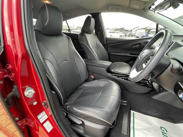 トヨタ プリウス ＰＨＶ S 宮崎県 2018(平30)年 8.1万km エモーショナルレッド ETC/バックカメラ/ドライブレコーダー/クルーズコントロール/LEDヘッドライト/シートヒーター/純正15インチアルミホイール/カーテンエアバック/ステアリングヒーター/シートカバー/トノカバー