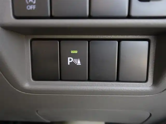 スズキ エブリイ PA 山形県 2024(令6)年 0.2万km スペリアホワイト パートタイム4WD/両側スライドドア/カーラジオ/　　【AM/FM】/オートライト/撥水シート/アイドリングストップ/コーナーセンサー/純正フロアマット/オーバーヘッドシェルフ/スペアキー×1