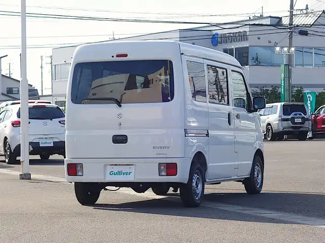 スズキ エブリイ PA 山形県 2024(令6)年 0.2万km スペリアホワイト パートタイム4WD/両側スライドドア/カーラジオ/　　【AM/FM】/オートライト/撥水シート/アイドリングストップ/コーナーセンサー/純正フロアマット/オーバーヘッドシェルフ/スペアキー×1