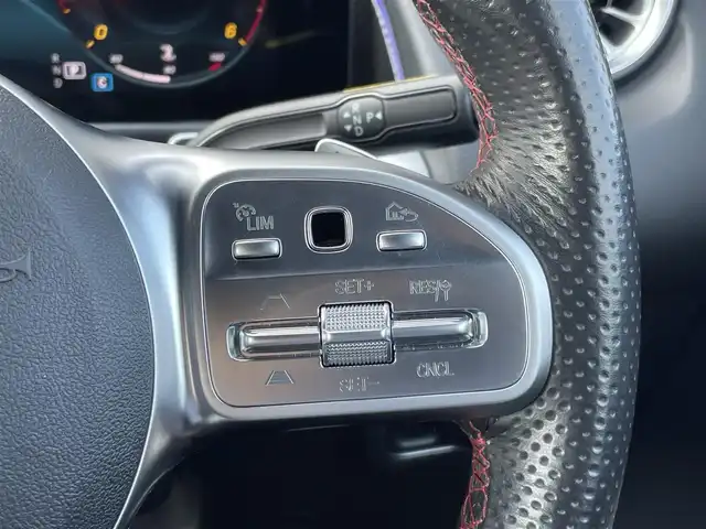 メルセデス・ベンツ Ｍ・ベンツ ＧＬＢ２００ｄ 4マチック AMGライン 三重県 2021(令3)年 5.5万km コスモスブラック ACC/レーダーセーフティ /純正ナビ/フルセグTV/全方位カメラ/ETC/ハーフレザー/シートヒーター/パワーシート/アンビエントライト/前後ドライブレコーダー/純正19インチアルミ
