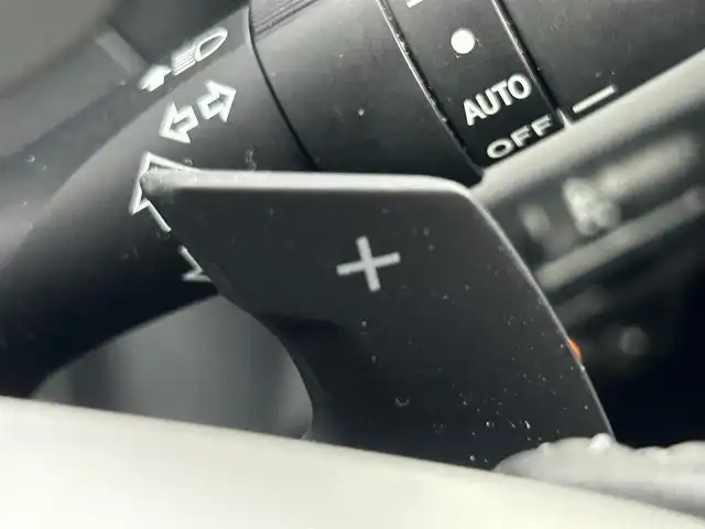 スバル インプレッサ スポーツ 1．6i－S アイサイト 道央・札幌 2016(平28)年 6.2万km クリスタルホワイトP ・４WD/・社外SDナビ/・CD/DVD/BT/SD/・バックカメラ/・フルセグテレビ/・ETC/・アイサイト/・レーンキープアシスト/・レーダークルーズコントロール/・アイドリングストップ/・前席シートヒーター/・前席パワーシート/・HIDヘッドライト/・フォグ/・ヘッドランプウォッシャー/・ヘッドライトレベライザー/・純正フロアマット/・純正エンジンスターター/・社外17インチAW夏タイヤ/・トノカバー/・ドアバイザー/・プッシュスタート/・スマートキー