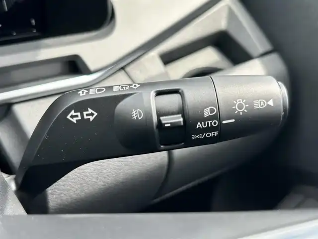 日産 オーラ G 鹿児島県 2024(令6)年 0.1万km ピュアホワイトパール 純正メモリナビ/　　BT/フルセグ/全方位カメラ/クルーズコントロール/LEDヘッドライト/ハーフレザーシート/純正17インチアルミホイール/ステアリングヒーター/純正ビルトインETC2.0/オートマチックハイビーム/スマートキー