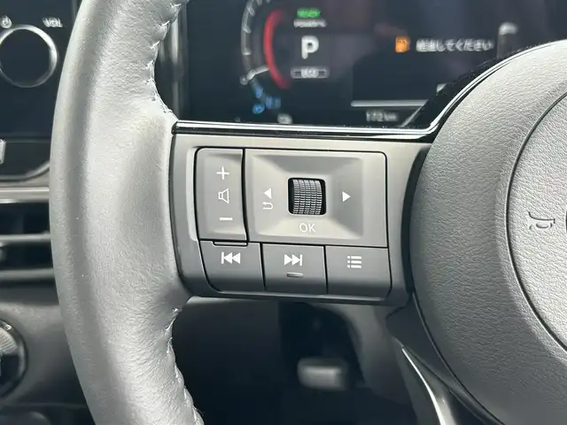 日産 オーラ G 鹿児島県 2024(令6)年 0.1万km ピュアホワイトパール 純正メモリナビ/　　BT/フルセグ/全方位カメラ/クルーズコントロール/LEDヘッドライト/ハーフレザーシート/純正17インチアルミホイール/ステアリングヒーター/純正ビルトインETC2.0/オートマチックハイビーム/スマートキー