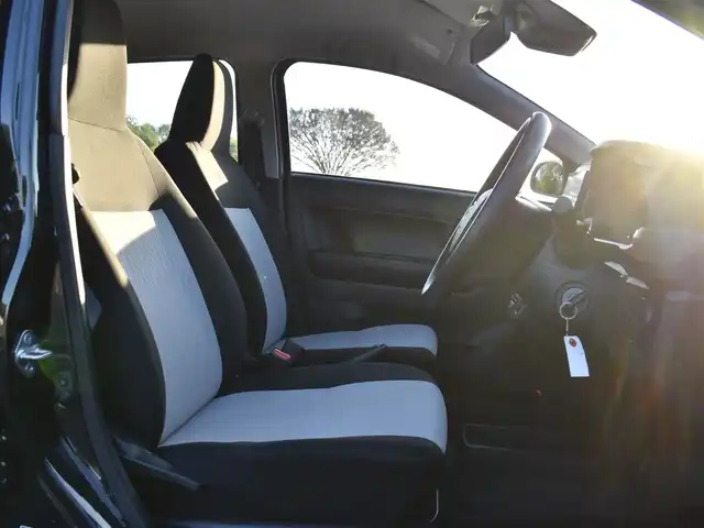 ダイハツ ミラ イース L SAⅢ 福岡県 2021(令3)年 2.2万km ブラックマイカメタリック ○スマートアシストIII○/社外メモリナビ【AVN-R10】/　フルセグTV/CD/DVD/Bluetooth/バックカメラ/アイドリングストップ/ETC/社外LEDヘッドライト/フロアマット/コーナーセンサー/ISOFIX