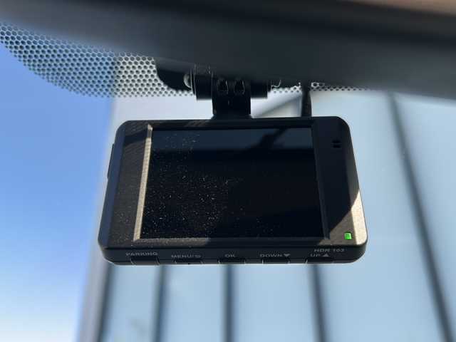 トヨタ アクア G G’s 岐阜県 2015(平27)年 9.3万km ブラックマイカ 登録時走行距離92224km/サイドエアロ/純正ナビ/フルセグＴＶ/バックカメラ/ハーフレザーシート/クルーズコントロール/純正アルミホイール/純正フロアマット/ビルトインＥＴＣ/プッシュスタート/スマートキー/ＬＥＤヘッドライト/オートライト/フロントフォグランプ/ドライブレコーダー/ドアバイザー/CDチェンジャー