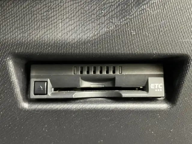 トヨタ アクア S スタイルブラック 埼玉県 2020(令2)年 4.8万km シルバーM 純正ナビＴＶ　Ｂカメラ　衝突軽減　ＥＴＣ　Ｂｌｕｅｔｏｏｔｈ　ＬＥＤヘッドライト　アイドリングストップ　オートハイビーム　レーンアシスト スマートキー プッシュスタート 純正15インチアルミ