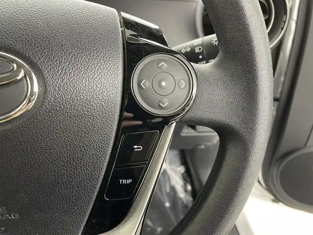 トヨタ アクア S スタイルブラック 埼玉県 2020(令2)年 4.8万km シルバーM 純正ナビＴＶ　Ｂカメラ　衝突軽減　ＥＴＣ　Ｂｌｕｅｔｏｏｔｈ　ＬＥＤヘッドライト　アイドリングストップ　オートハイビーム　レーンアシスト スマートキー プッシュスタート 純正15インチアルミ