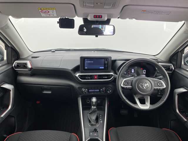 トヨタ ライズ Z 群馬県 2024(令6)年 4.7万km ブラックマイカメタリック/シャイニングホワイトパール ナビ　バックカメラ　ＥＴＣ　ドラレコ　シートヒーター　衝突被害軽減ブレーキ　レーンアシスト　アダプティブクルーズコントロール　ＬＥＤヘッドライト　オートライト　革巻きステアリング　スマートキー　禁煙車