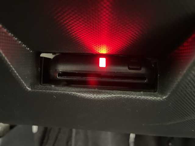 トヨタ ライズ Z 群馬県 2024(令6)年 4.7万km ブラックマイカメタリック/シャイニングホワイトパール ナビ　バックカメラ　ＥＴＣ　ドラレコ　シートヒーター　衝突被害軽減ブレーキ　レーンアシスト　アダプティブクルーズコントロール　ＬＥＤヘッドライト　オートライト　革巻きステアリング　スマートキー　禁煙車