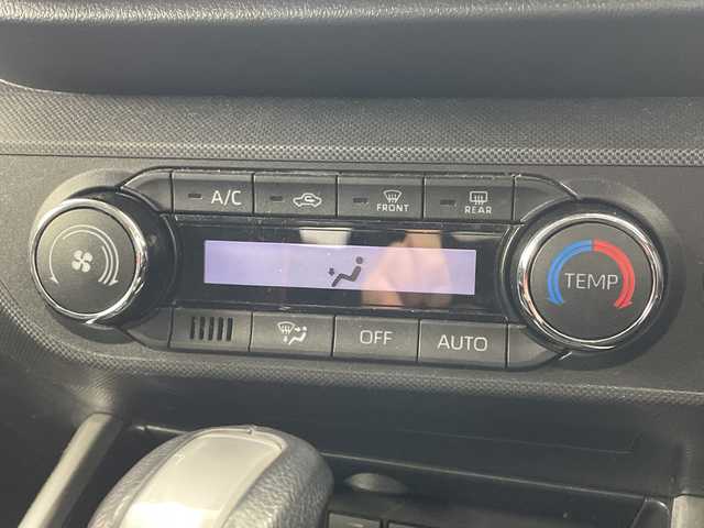 トヨタ ライズ Z 群馬県 2024(令6)年 4.7万km ブラックマイカメタリック/シャイニングホワイトパール ナビ　バックカメラ　ＥＴＣ　ドラレコ　シートヒーター　衝突被害軽減ブレーキ　レーンアシスト　アダプティブクルーズコントロール　ＬＥＤヘッドライト　オートライト　革巻きステアリング　スマートキー　禁煙車