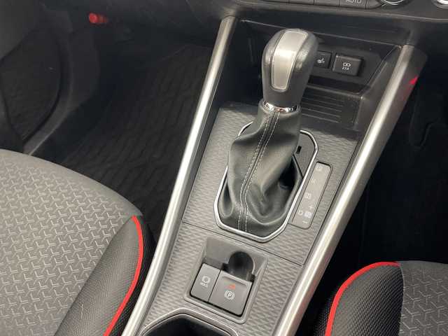 トヨタ ライズ Z 群馬県 2024(令6)年 4.7万km ブラックマイカメタリック/シャイニングホワイトパール ナビ　バックカメラ　ＥＴＣ　ドラレコ　シートヒーター　衝突被害軽減ブレーキ　レーンアシスト　アダプティブクルーズコントロール　ＬＥＤヘッドライト　オートライト　革巻きステアリング　スマートキー　禁煙車