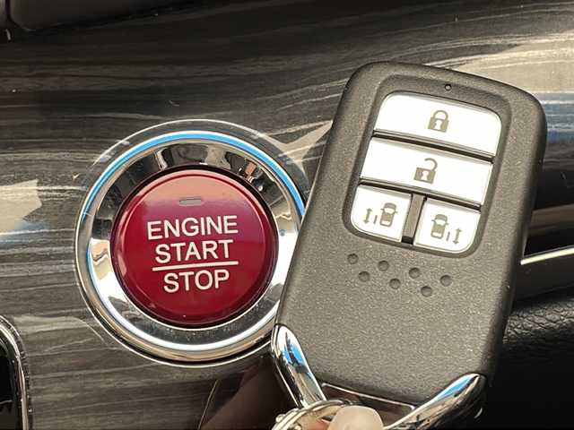 ホンダ オデッセイ アブソルート EX 愛知県 2014(平26)年 2.5万km プレミアムヴィーナスブラックP 衝突軽減システム/純正8型ナビ/両側パワースライドドア/クルーズコントロール/フルセグ/CD DVD/Bluetooth/バックカメラ/コーナーセンサー/純正アルミホイール/ブラインドスポットモニター/LEDヘッドライト/パドルシフト/オートライト/ドライブレコーダー/ETC/ステアリングスイッチ/スマートキー/プッシュスタート