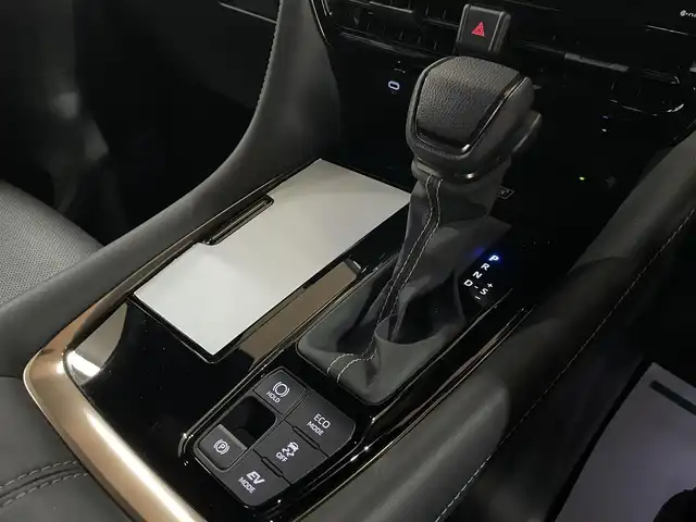 トヨタ アルファードハイブリット Z 道央・札幌 2023(令5)年 1.4万km ブラック ワンオーナー/寒冷地仕様/Toyota Safety Sense/純正14インチディスプレイオーディオ/フルセグ/Applecarplay/Bluetooth/AndroidAuto/パノラミックビューモニター/13.2型後席ディスプレイ/両側パワースライドドア/パワーバックドア/ユニバーサルステップ/ステアリングヒーター/シートヒーター（運/助/2列目）/パワーシート（運/助/2列目）/エアシート（運/助/2列目）/ レーダークルズコントロール/ヘッドアップディスプレイ/シーケンシャルウィンカー/純正18インチAW/モデリスタクールシャインキット/モデリスタシグネチャーイルミブレード/置くだけ充電/ETC2.0/前後ドラレコ/スマートキー×2/社外17インチAW付スタッドレスセット積込み/保証書/取扱説明書