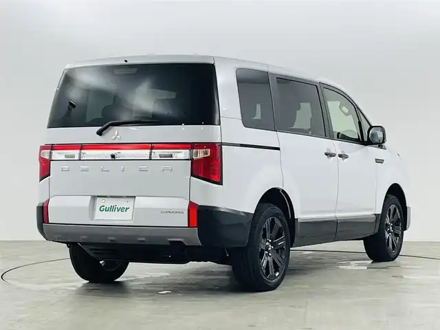 三菱 デリカＤ：５ シャモニー 福島県 2025(令7)年 0.1万km未満 ホワイトダイヤモンド ALPINEメモリーナビ/型番：EX11NX/【AM/FM/CD/DVD/BT/HDMI/USB/フルセグTV】/・バックカメラ/三菱e-Assist/・衝突被害軽減ブレーキシステム/・車線逸脱警報システム/・レーダークルーズコントロールシステム/・オートマチックハイビーム/・後側方車両検知警報システム/・誤発進抑制機能/パートタイム4WD/両側パワースライドドア/パワーバックドア/電子パーキング/・オートホールド/自動防眩ルームミラー/・全方位カメラ/・フロントカメラ/・サイドカメラ/アイドリングストップ/ハーフレザーシート/・両席シートヒーター/・運転席パワーシート/・後席チップアップシート/革巻きステアリング/・チルトステアリング/・ステアリングヒーター/・パドルシフト/・ステアリングスイッチ/プッシュスタート/・スマートキー/・スペアキー/LEDヘッドライト/・オートライト/・LEDフォグランプ/リアヒーターダクト/純正AW