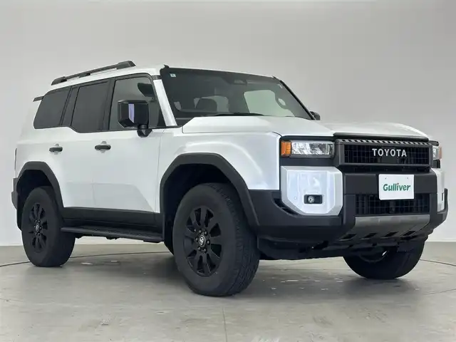 トヨタ ランドクルーザー ２５０ VX ファーストエディション 愛知県 2024(令6)年 0.8万km プラチナホワイトパールマイカ ・ワンオーナー/・保証書/・D席パワーシート/・ドライブレコーダ/・シートヒータ/・エアーシート/・レザーシート/・4WD/・サンルーフ/・純正コネクティッドナビ/　BT/フルセグTV/USB/HDMI/・Toyota Safety Sense/・デジタルインナーミラー/・全方位カメラ/・レーダークルーズコントロール/・ビルトインETC2.0/・ステアリングリモコン/・ステアリングヒーター/・純正フロアマット/・オートライト/・オートハイビーム/・LEDライト/・フォグランプ/・純正１８インチアルミホイール/・パワーバックドア/・スペアキー