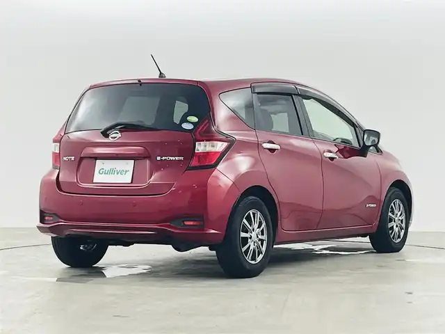 日産 ノート e－パワー X 福島県 2016(平28)年 7.3万km ガーネットレッド エマージェンシーブレーキ/・レーンアシスト/純正ナビ/・型番：MM136D-W/・フルセグTV/Bluetooth/CD/DVD/・アラウンドビューモニター/・ETC/・デジタルインナーミラー/アイドリングストップ/プッシュスタート/・スマートキー/LEDヘッドライト/・オートライト/電動格納ミラー/純正フロアマット/ドアバイザー
